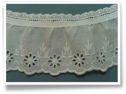 broderie  anglaise 1749  ref blanc